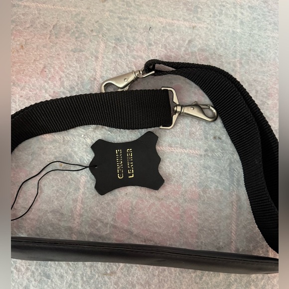 Winn International Leather Bag Replacement Strap Black Pad W/Nylon Straps - Picture 2 of 9
